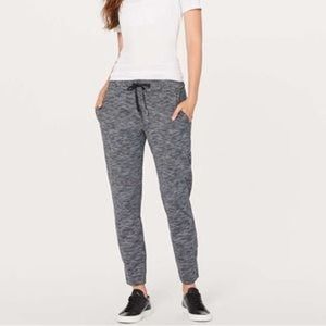 Lululemon On The Fly Pant 28" Wee Are From Space Black Slate Sz 6 Luxtreme